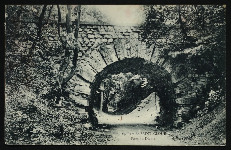 Carte postale ancienne Pont du Diable à Saint-Cloud