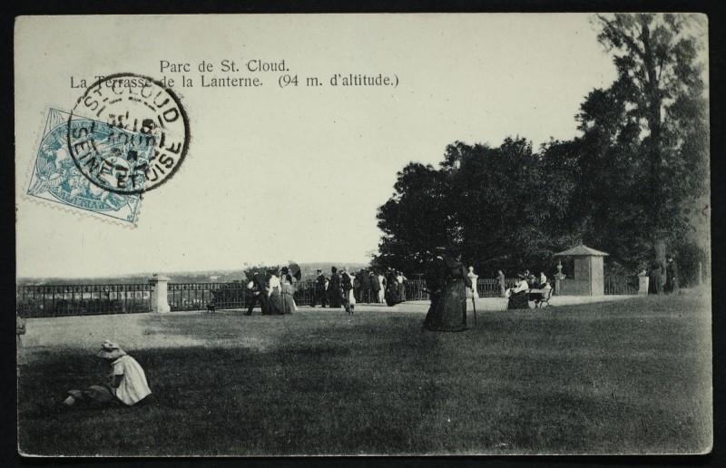 Carte postale ancienne La Terrasse de la Lanterne (94 m. d'altitude) à Saint-Cloud