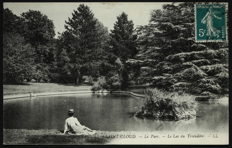 Carte postale ancienne Le Lac du Trocadéro à Saint-Cloud
