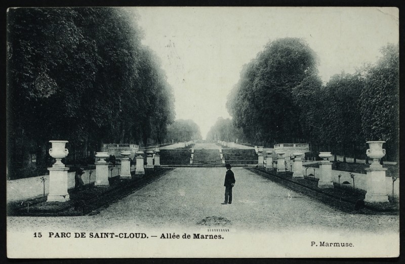 Carte postale ancienne Allée de Marnes à Saint-Cloud
