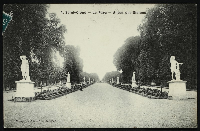 Carte postale ancienne Allées des Statues à Saint-Cloud