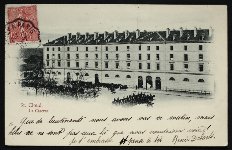 Carte postale ancienne La Caserne à Saint-Cloud