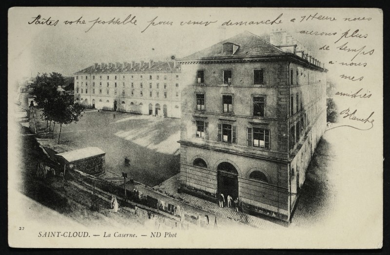 Carte postale ancienne La Caserne à Saint-Cloud