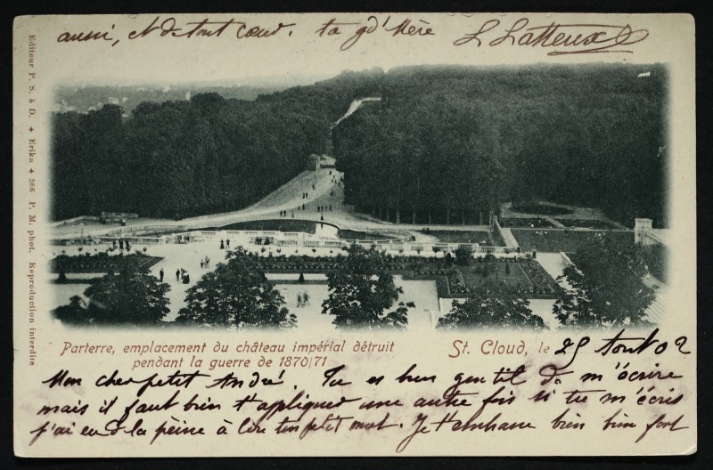 Carte postale ancienne Parterre, emplacement du château impérial détruit pendant la guerre de 1870/71 à Saint-Cloud
