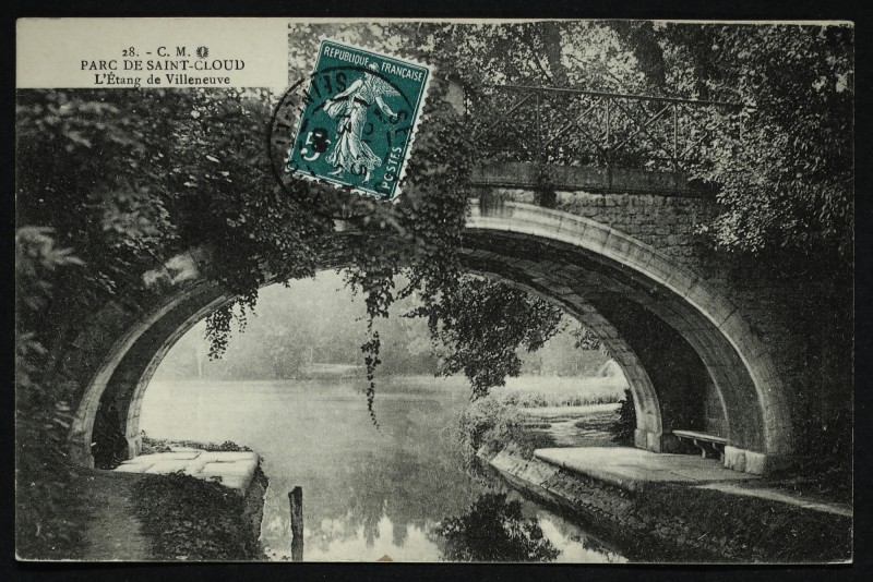 Carte postale ancienne L'Etang de Villeneuve à Saint-Cloud
