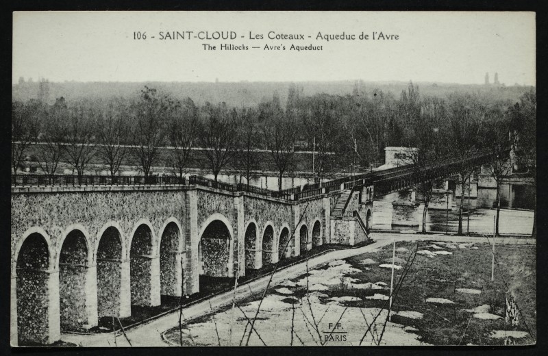 Carte postale ancienne Les Côteaux - Aqueduc de l'Avre - The Hillocks - Avre's Aqueduc à Saint-Cloud