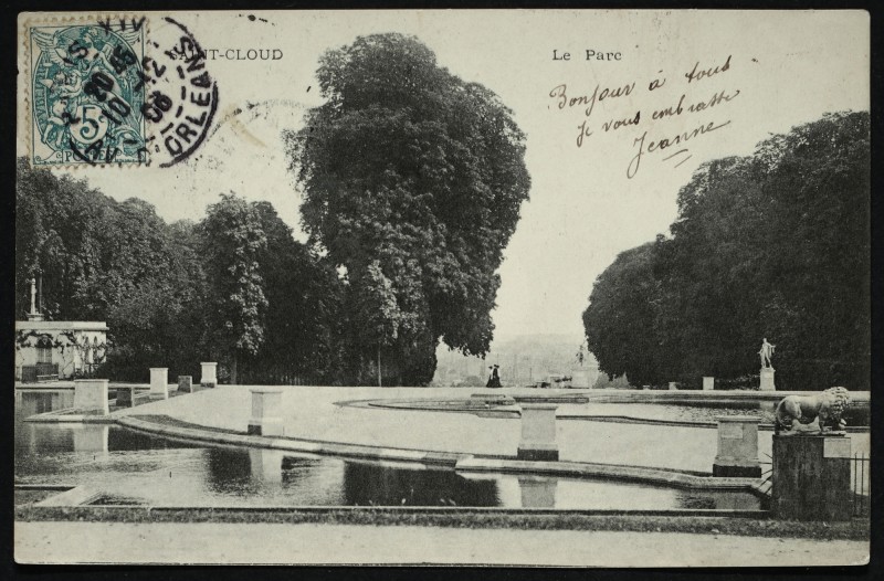 Carte postale ancienne Le Parc à Saint-Cloud