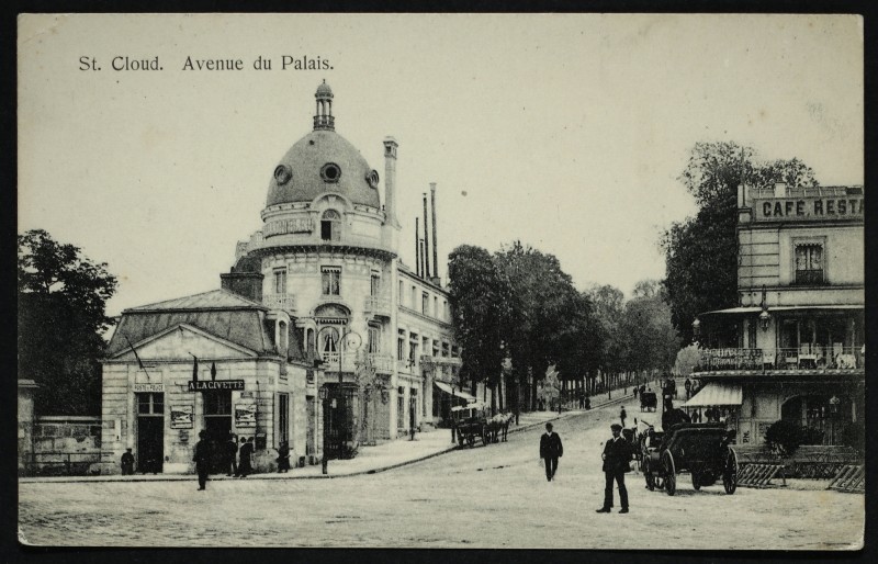 Carte postale ancienne Avenue du Palais à Saint-Cloud
