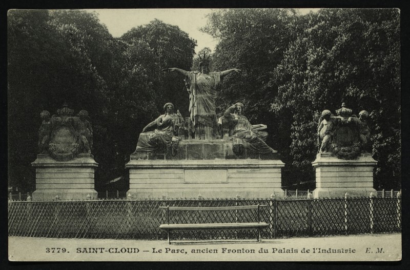 Carte postale ancienne Le Parc, ancien Fronton du Palais de l'Industrie à Saint-Cloud