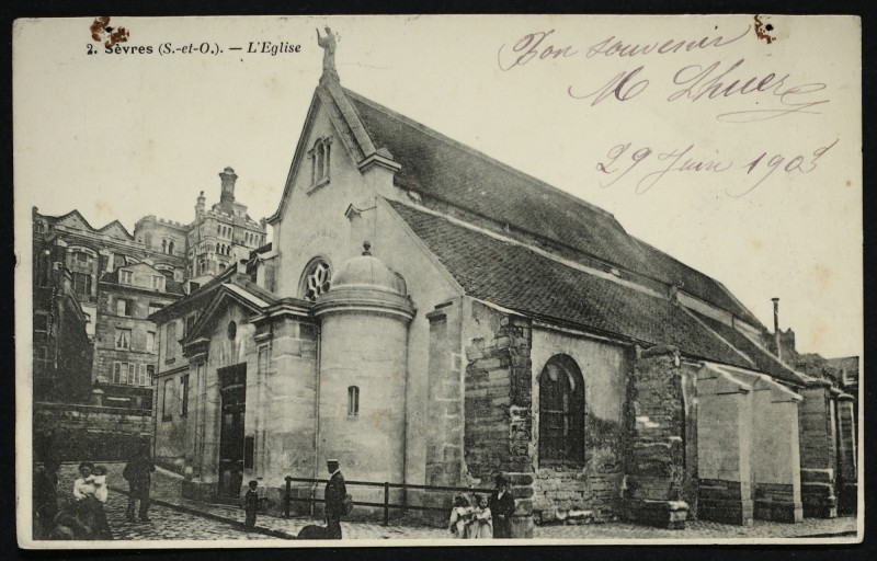 Carte postale ancienne L'Eglise à Sèvres