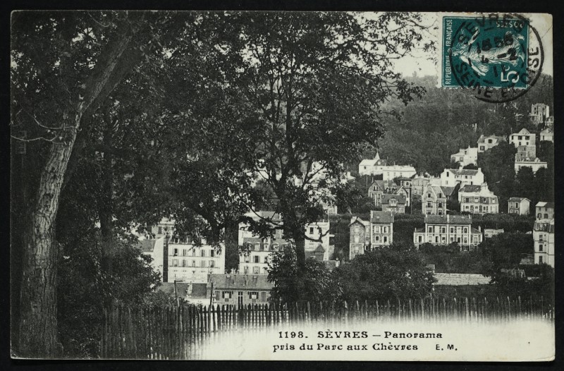 Carte postale ancienne Panorama pris du Parc aux Chèvres à Sèvres