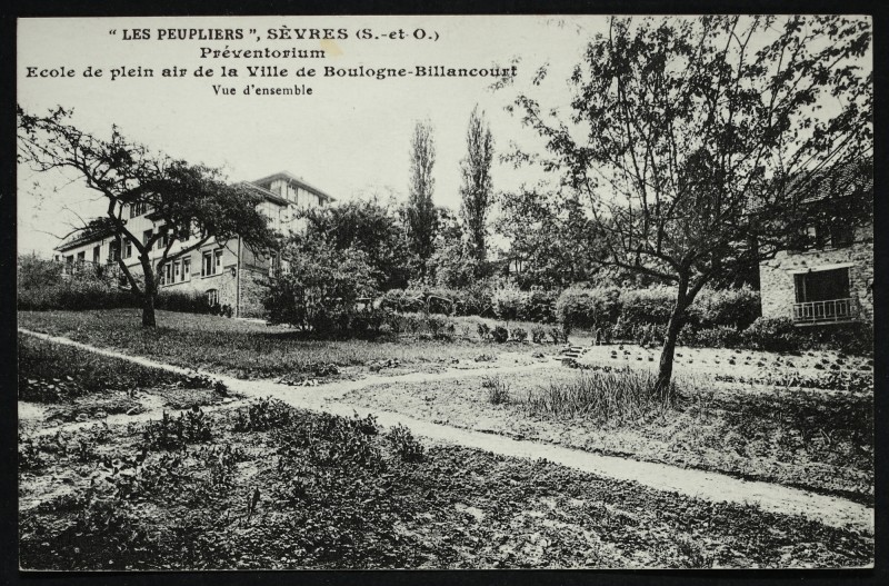 Carte postale ancienne Cf 9FI/SEV_ 247/1. à Sèvres