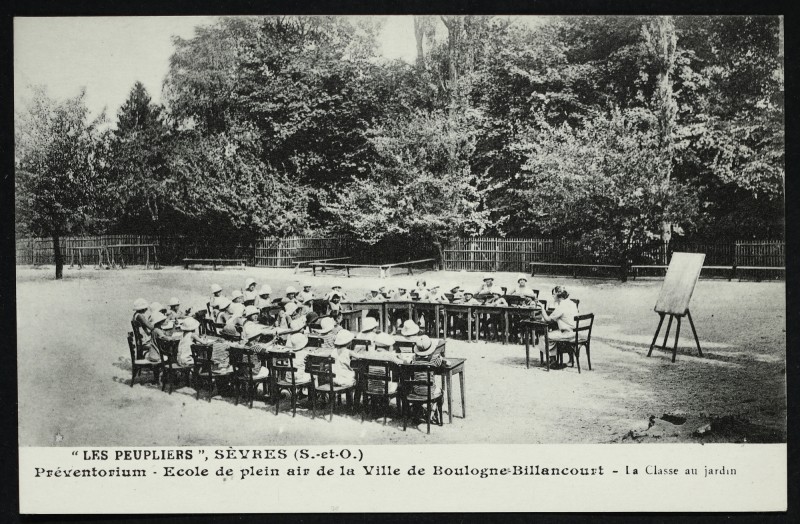 Carte postale ancienne Cf. 9FI/SEV_247/12. à Sèvres