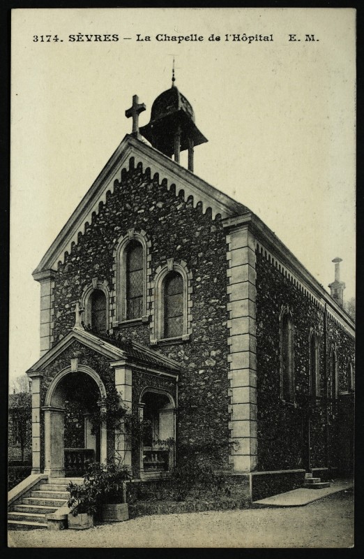 Carte postale ancienne La Chapelle de l'Hôpital à Sèvres