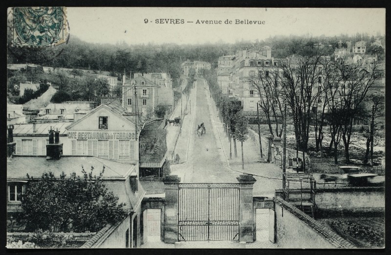 Carte postale ancienne Avenue de Bellevue à Saint-Cloud