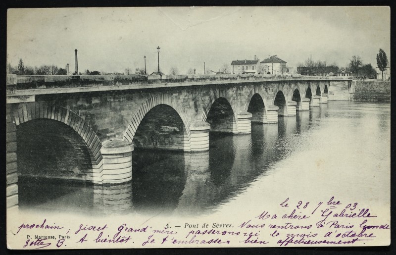 Carte postale ancienne Pont de Sèvres à Sèvres