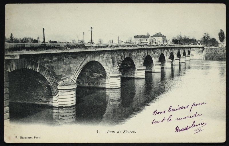 Carte postale ancienne Pont de Sèvres à Sèvres