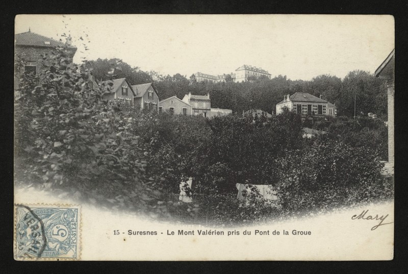 Carte postale ancienne Le Mont-Valérien pris du Pont de la Groue à Suresnes