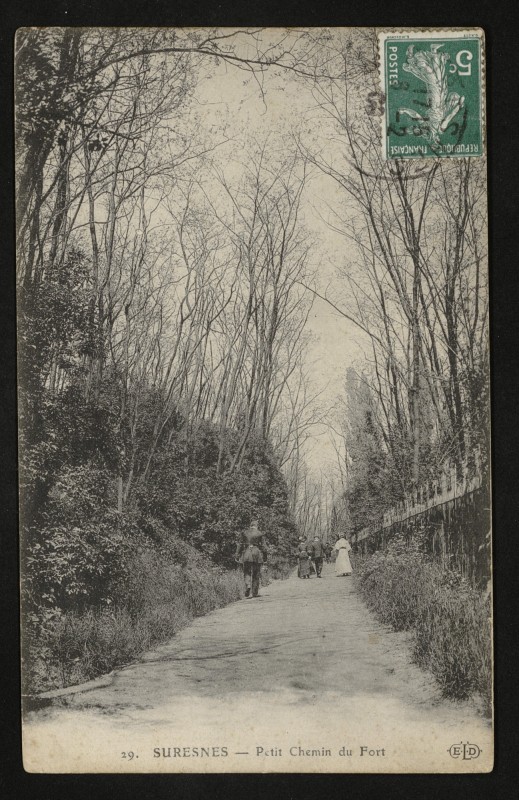 Carte postale ancienne Petit Chemin du Fort à Suresnes