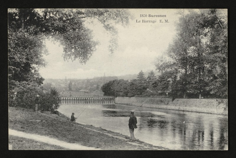 Carte postale ancienne Le Barrage à Suresnes