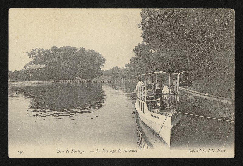 Carte postale ancienne Bois de Boulogne - Le Barrage de Suresnes à Paris 16e