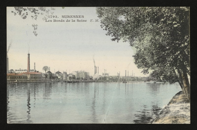 Carte postale ancienne Les Bords de la Seine à Suresnes