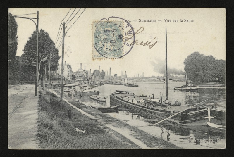 Carte postale ancienne Vue sur la Seine à Suresnes