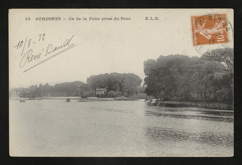 Carte postale ancienne Ile de la Folie prise du Pont à Suresnes