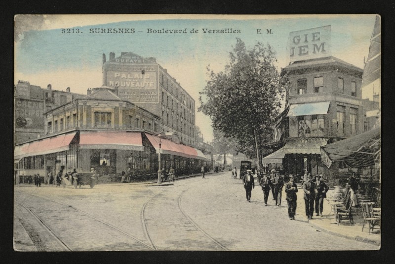 Carte postale ancienne Boulevard de Versailles à Suresnes