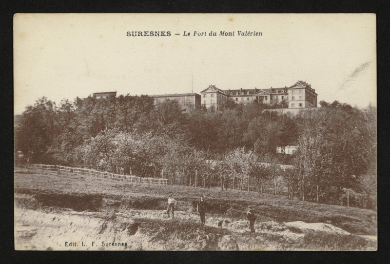 Carte postale ancienne Le Fort du Mont Valérien à Suresnes