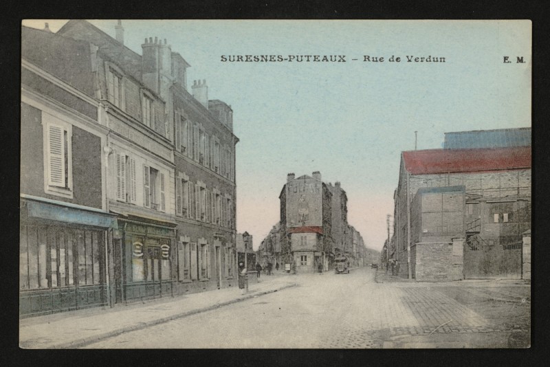 Carte postale ancienne Rue de Verdun à Suresnes