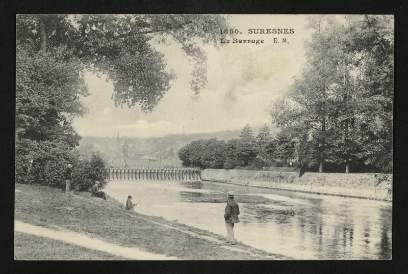 Carte postale ancienne Le Barrage à Suresnes