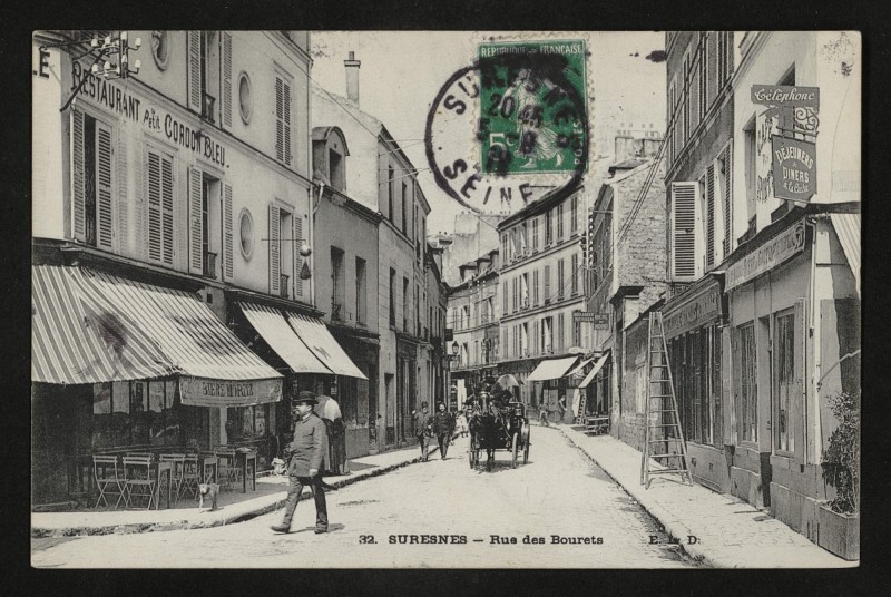 Carte postale ancienne Rue des Bourets à Suresnes
