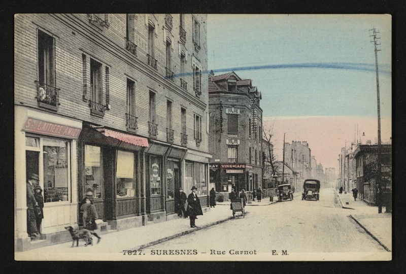 Carte postale ancienne Rue Carnot à Suresnes