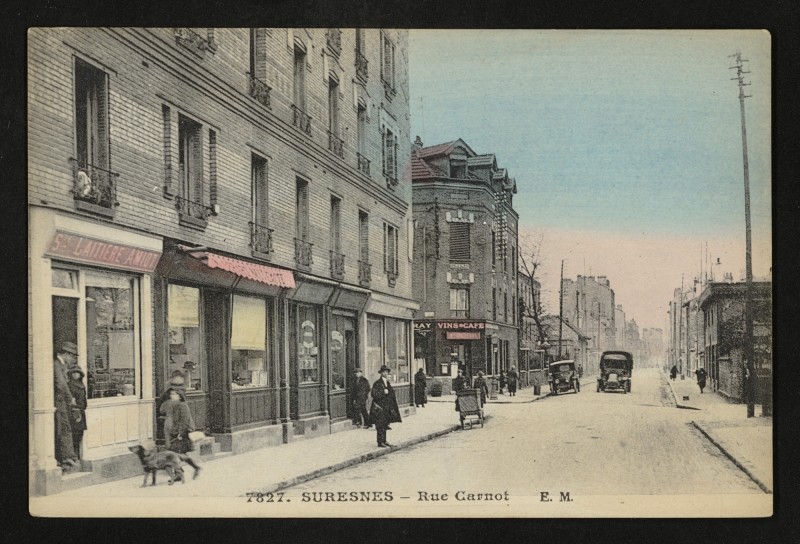 Carte postale ancienne Rue Carnot à Suresnes