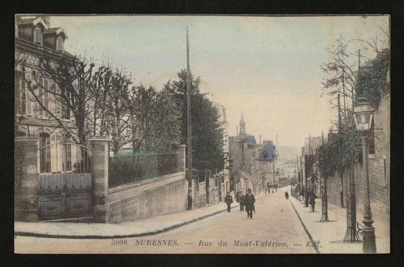 Carte postale ancienne Rue du Mont-Valérien à Suresnes