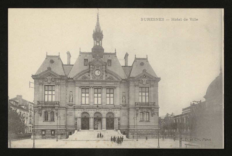 Carte postale ancienne Hôtel de Ville à Suresnes