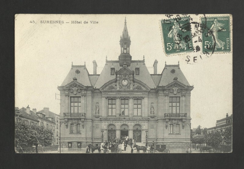Carte postale ancienne Hôtel de Ville à Suresnes