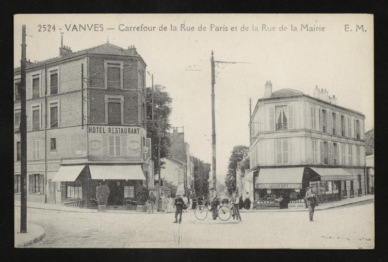 Carte postale ancienne Carrefour de la Rue de Paris et de la Rue de la Mairie à Vanves