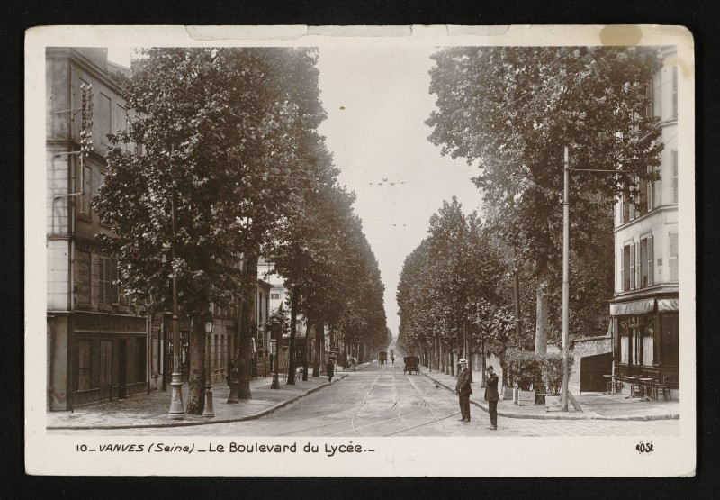 Carte postale ancienne Boulevard du Lycée à Vanves
