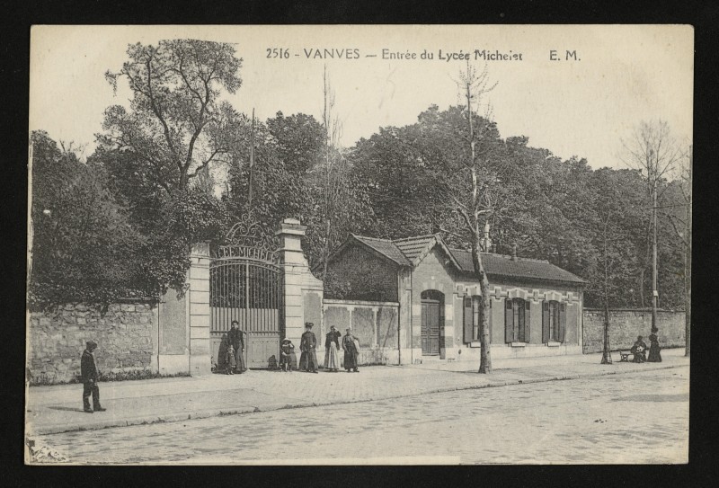 Carte postale ancienne Entrée du Lycée Michelet à Vanves