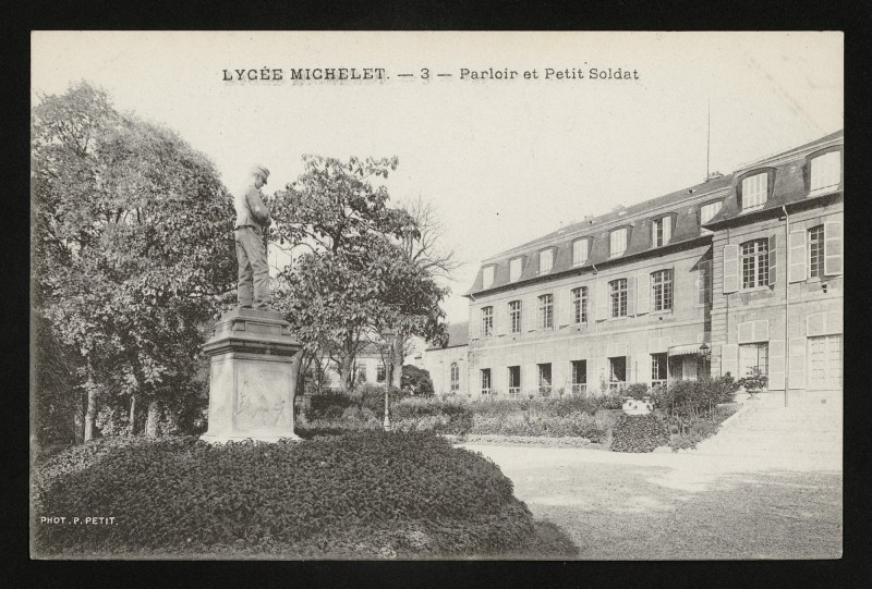 Carte postale ancienne Lycée Michelet - Parloir et Petit Soldat à Vanves