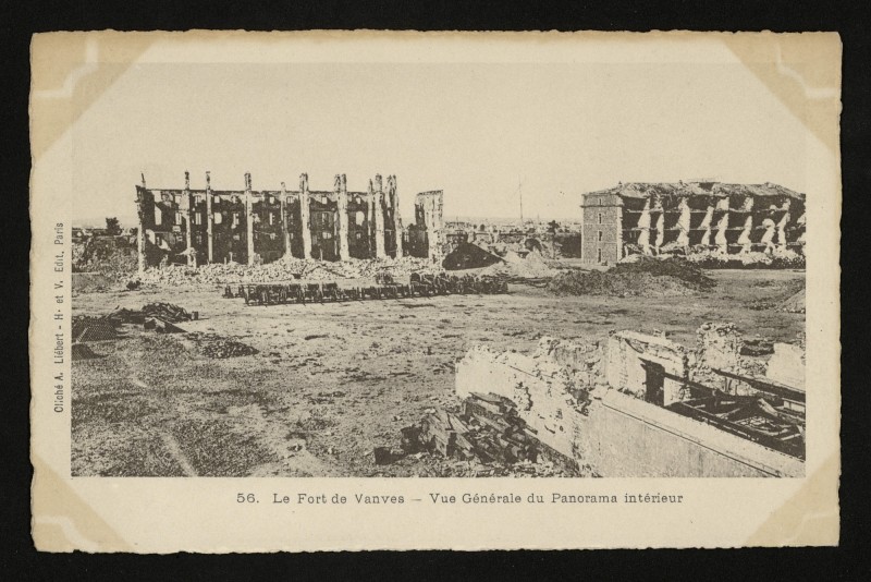 Carte postale ancienne Le Fort de Vanves - Vue Générale du Panorama intérieur à Malakoff