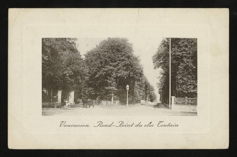 Carte postale ancienne Rond-Point du clos Toutain à Vaucresson