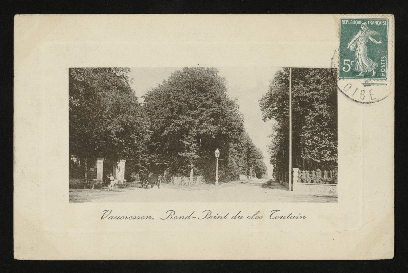 Carte postale ancienne Rond-Point du clos Toutain à Vaucresson