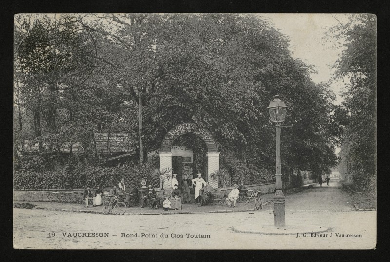 Carte postale ancienne Rond-Point du Clos Toutain à Vaucresson