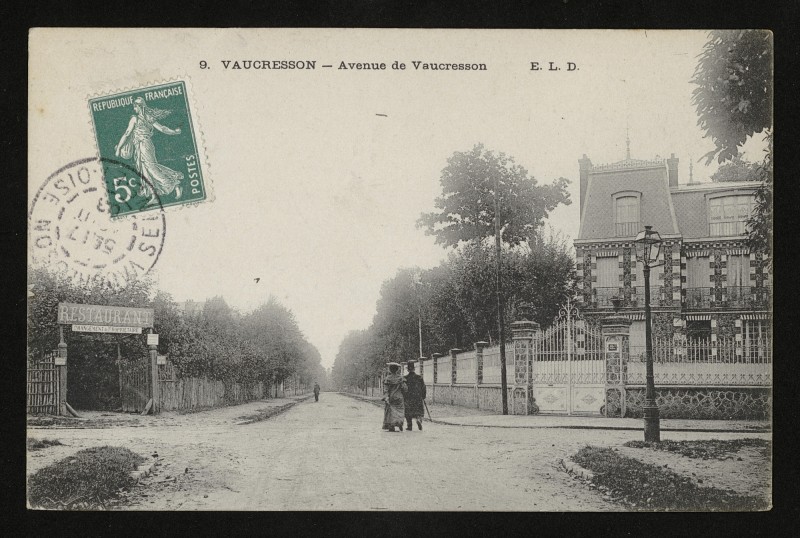 Carte postale ancienne Avenue de Vaucresson à Vaucresson