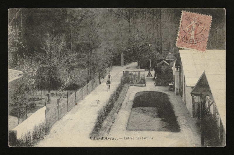 Carte postale ancienne Entrée des Jardins à Ville-d'Avray