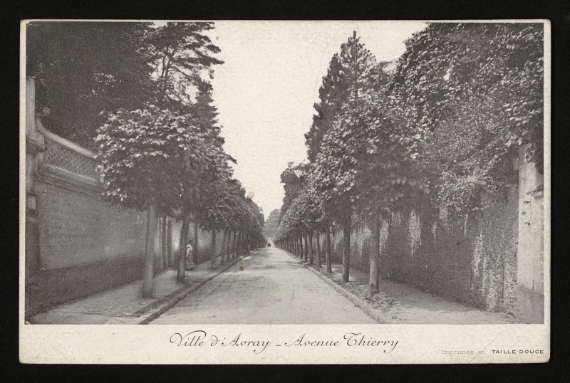 Carte postale ancienne Avenue Thierry à Ville-d'Avray