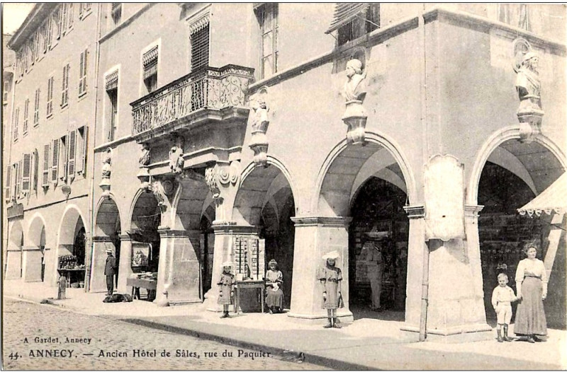 Carte postale ancienne Hotel de Sales 1